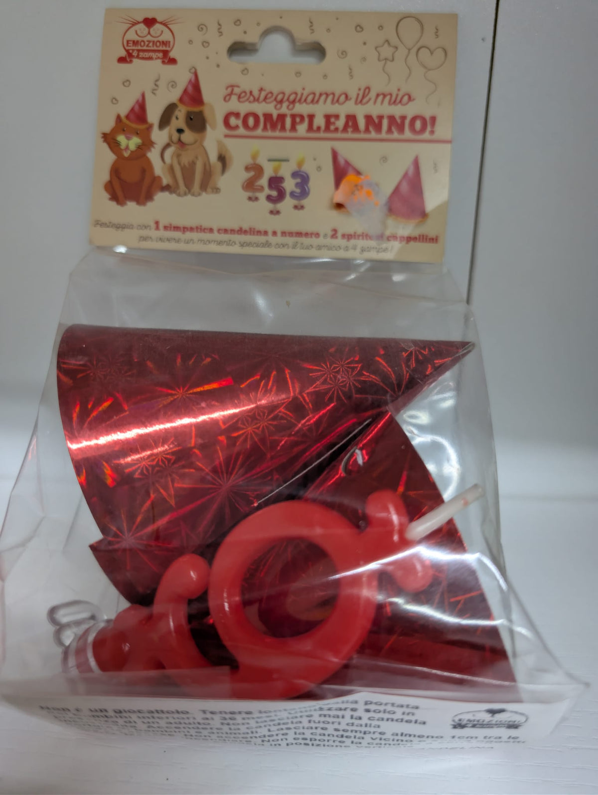 Festeggiamo Insieme Con Candelina, Cappellini e Tortina al Manzo da Personalizzare per il tuo Gatto